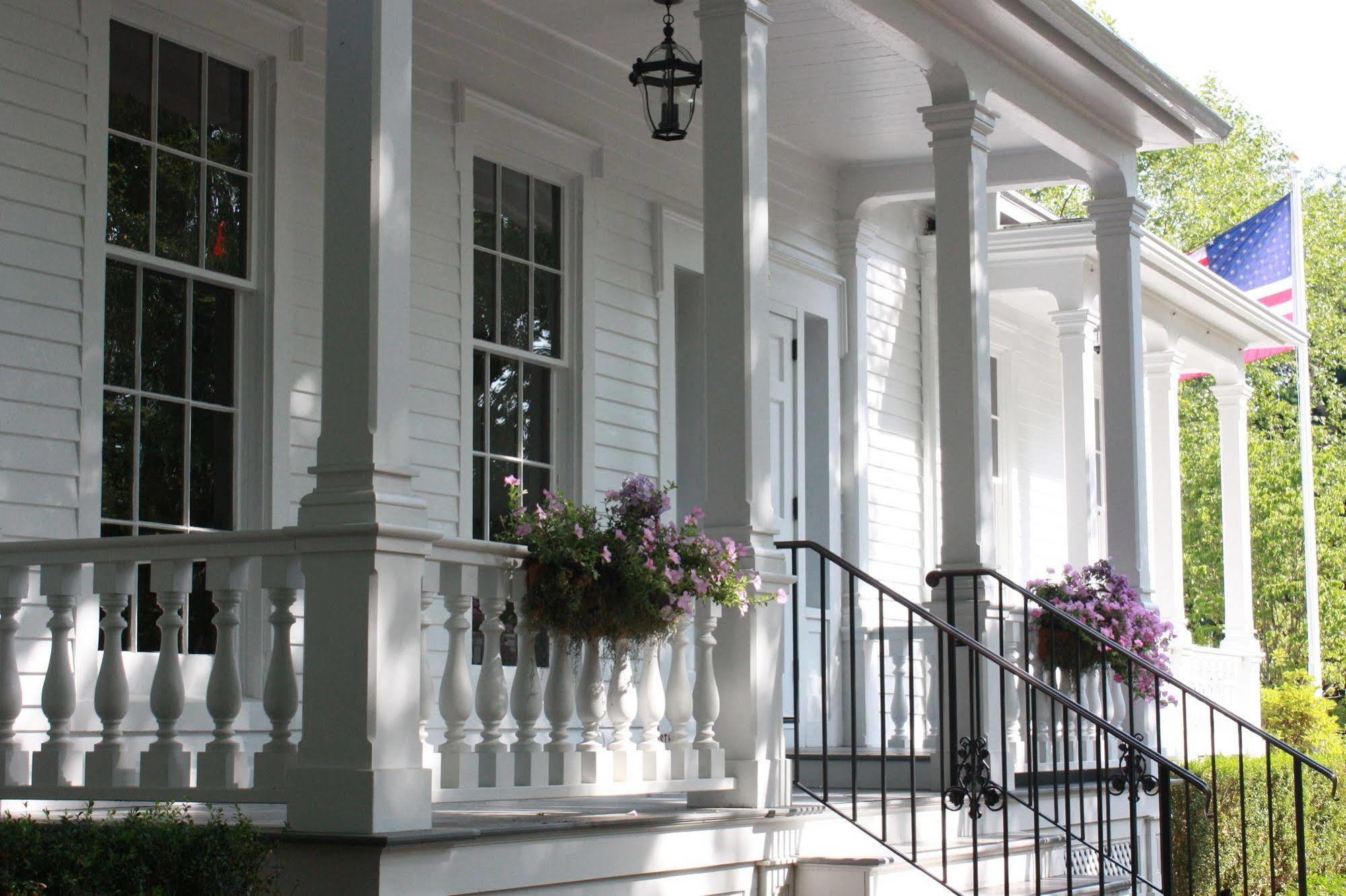 The Old Lyme Inn מראה חיצוני תמונה